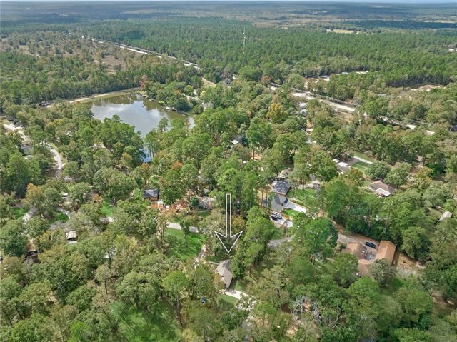 21128 Huckleberry Lane, Montgomery, TX 77316