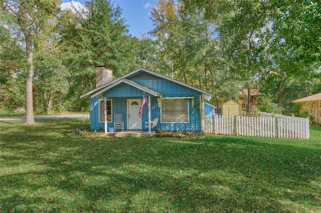 21128 Huckleberry Lane, Montgomery, TX 77316