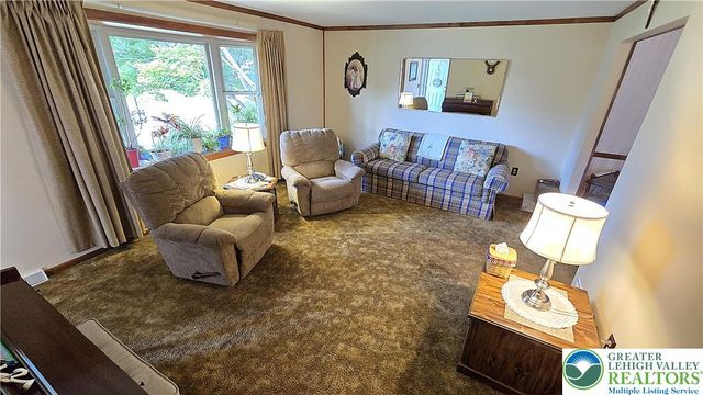 1923 Belleview Drive, Whitehall Twp, PA 18052