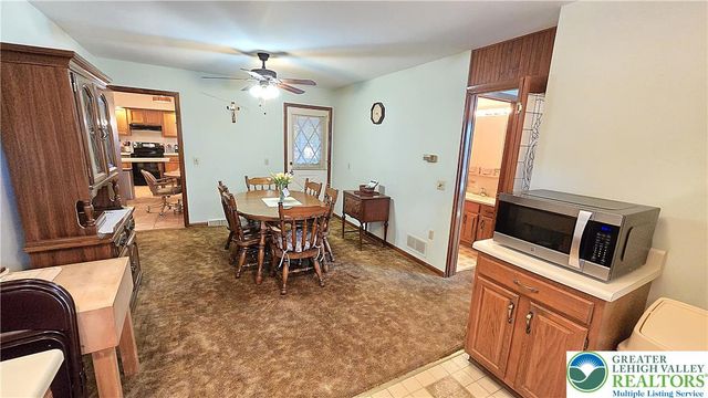 1923 Belleview Drive, Whitehall Twp, PA 18052