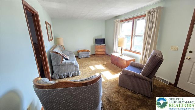 1923 Belleview Drive, Whitehall Twp, PA 18052