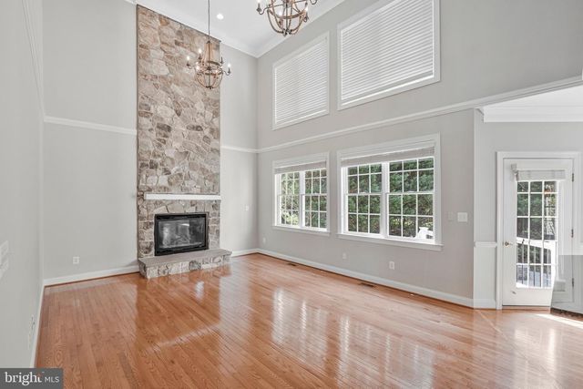 5834 SEVEN PINES CT, Haymarket, VA 20169
