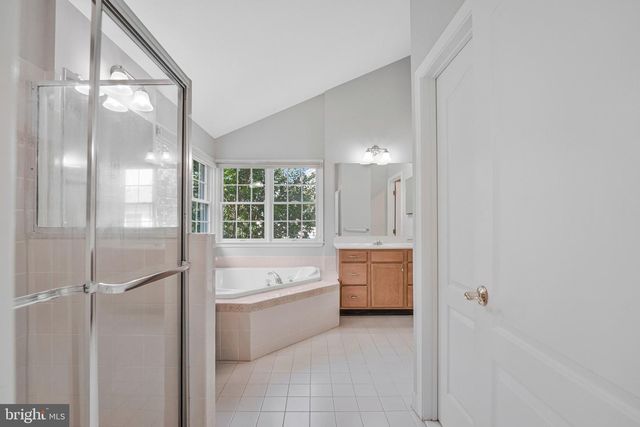 5834 SEVEN PINES CT, Haymarket, VA 20169