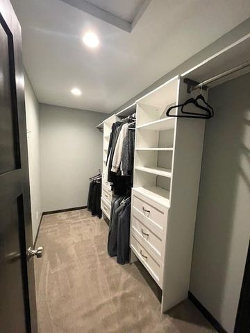 646 Grafton Avenue N, Oakdale, MN 55128