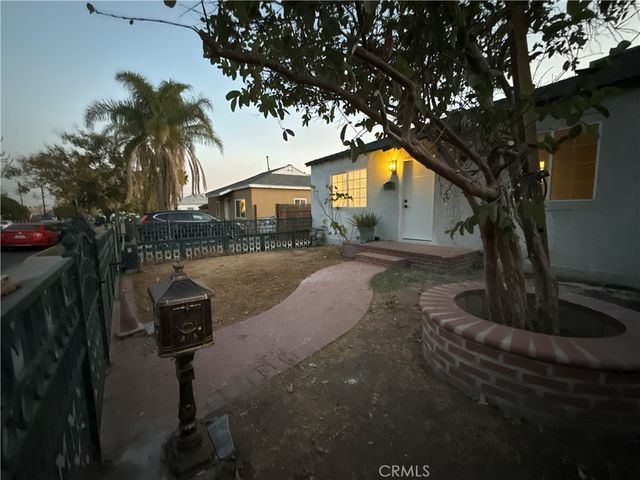 7879 Claybeck, Los Angeles, CA 91352