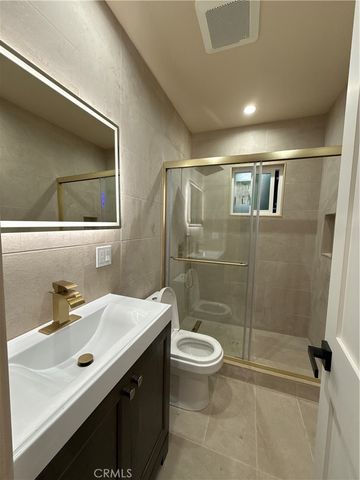 7879 Claybeck, Los Angeles, CA 91352