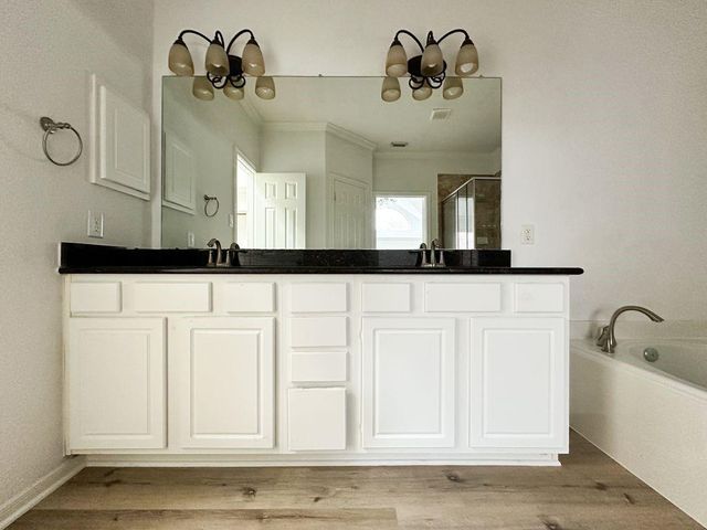 73 E Montfair Boulevard, The Woodlands, TX 77382