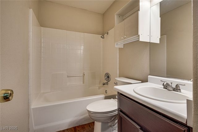 6107 Daisy Petal Street 201, Las Vegas, NV 89130