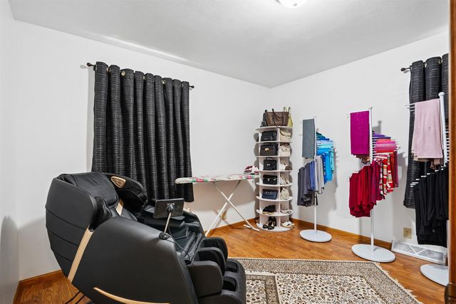 113 Crest Circle, Waterloo, IA 50702