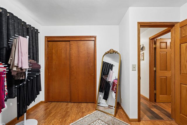 113 Crest Circle, Waterloo, IA 50702