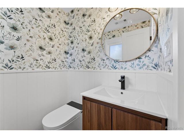 2595 S Leyden St, Denver, CO 80222