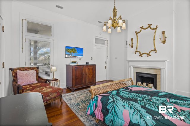 1410 Government Street, Mobile, AL 36604