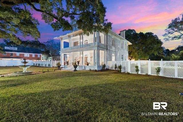 1410 Government Street, Mobile, AL 36604