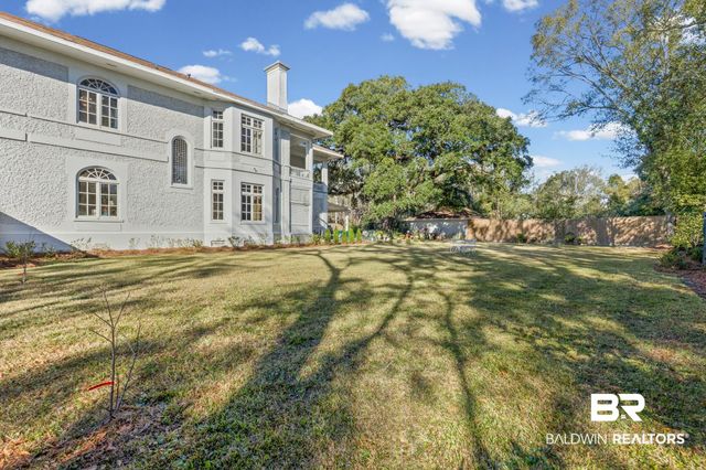 1410 Government Street, Mobile, AL 36604