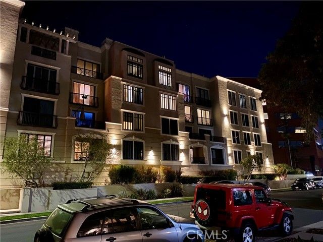 11847 Gorham Avenue 403, Los Angeles, CA 90049