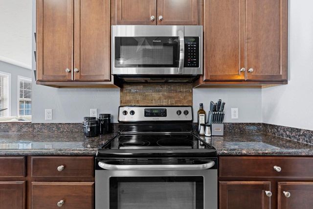 21 LINKS COURT, Kaukauna, WI 54130