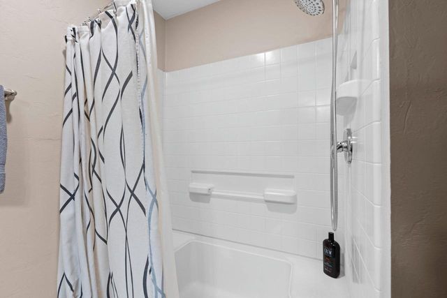 21 LINKS COURT, Kaukauna, WI 54130