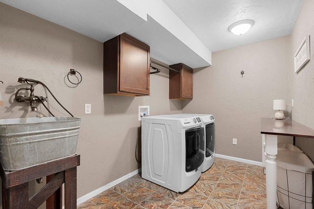 21 LINKS COURT, Kaukauna, WI 54130