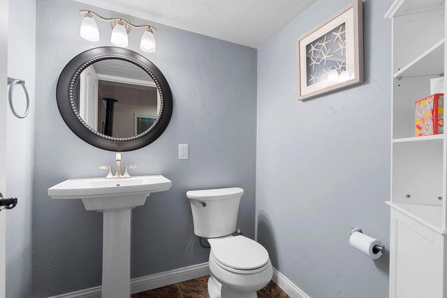 21 LINKS COURT, Kaukauna, WI 54130