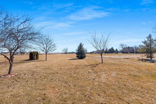 21 LINKS COURT, Kaukauna, WI 54130