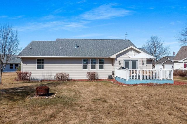 21 LINKS COURT, Kaukauna, WI 54130