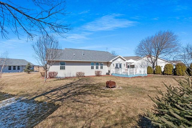 21 LINKS COURT, Kaukauna, WI 54130