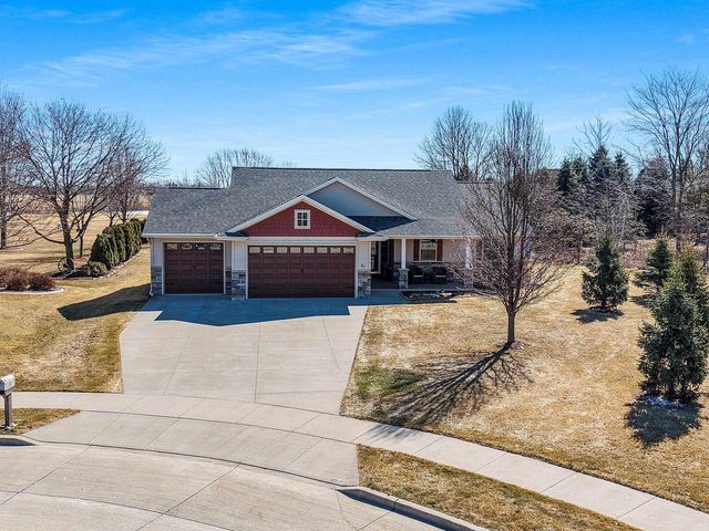 21 LINKS COURT, Kaukauna, WI 54130