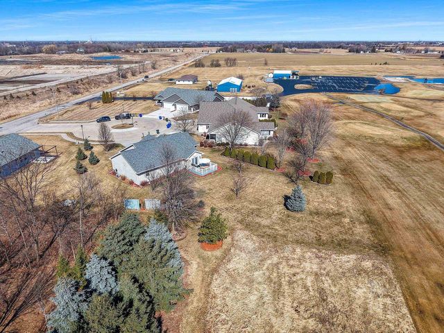 21 LINKS COURT, Kaukauna, WI 54130