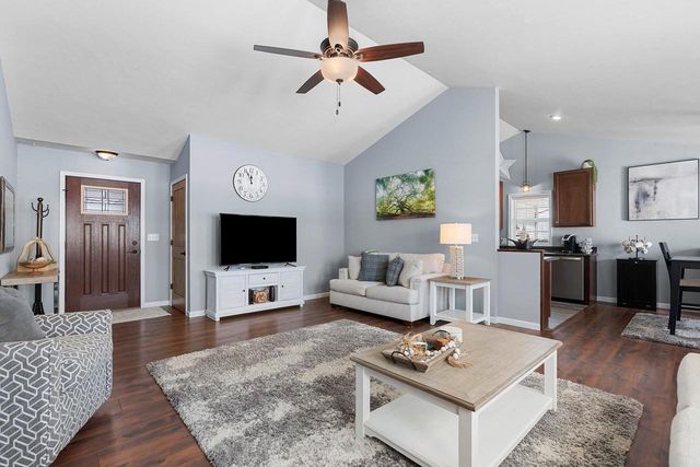 21 LINKS COURT, Kaukauna, WI 54130