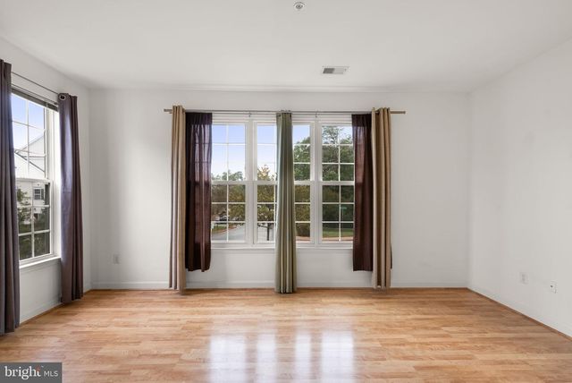 8603 WILLOW LEAF LN, Odenton, MD 21113