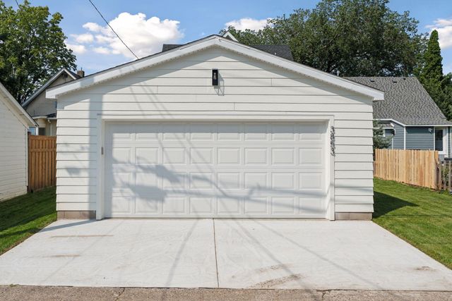 4312 30th Avenue S, Minneapolis, MN 55406