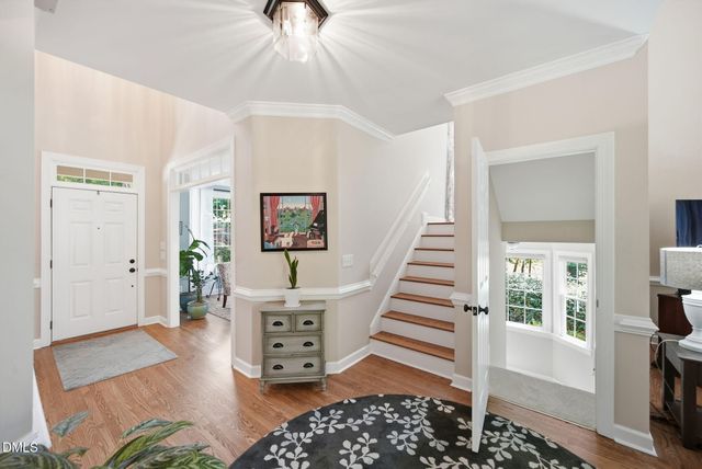 5805 Valley Mist Court, Raleigh, NC 27613