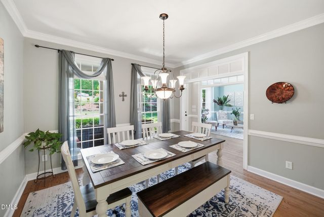 5805 Valley Mist Court, Raleigh, NC 27613