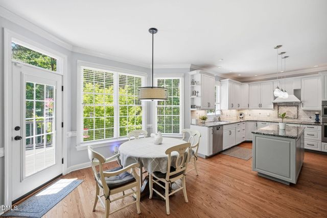 5805 Valley Mist Court, Raleigh, NC 27613