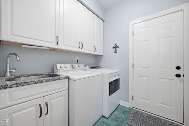 5805 Valley Mist Court, Raleigh, NC 27613