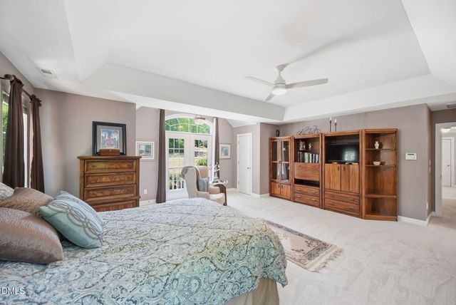 5805 Valley Mist Court, Raleigh, NC 27613