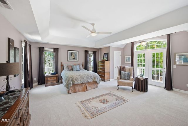 5805 Valley Mist Court, Raleigh, NC 27613