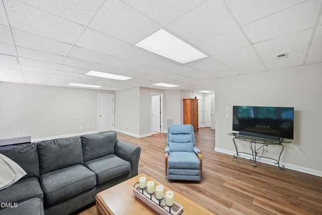 5805 Valley Mist Court, Raleigh, NC 27613
