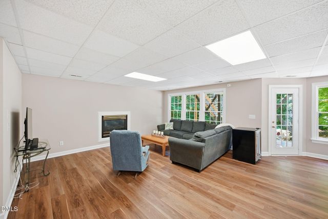 5805 Valley Mist Court, Raleigh, NC 27613