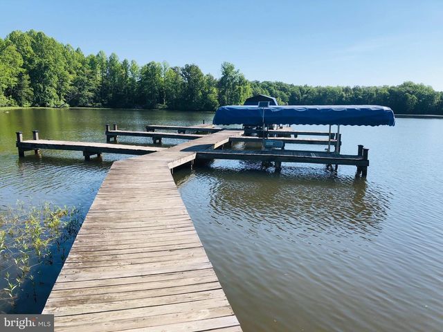 6700 SUNRISE BAY DR, Mineral, VA 23117