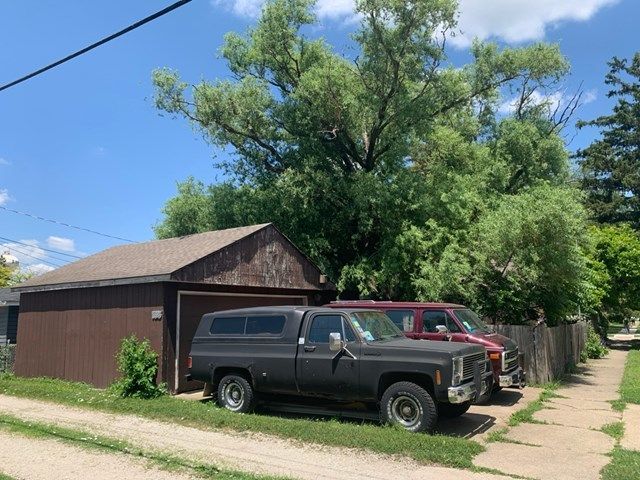 7825 41st Place, Lyons, IL 60534