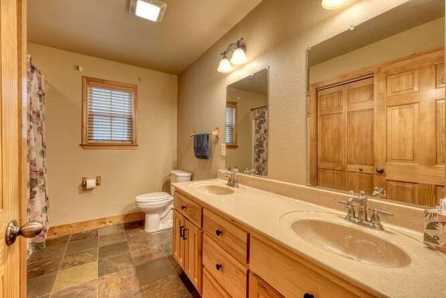 305 Rileigh Ridge Road, Blairsville, GA 30512