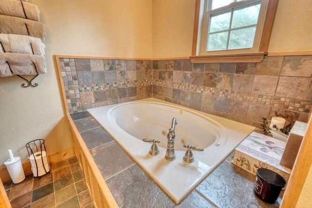 305 Rileigh Ridge Road, Blairsville, GA 30512