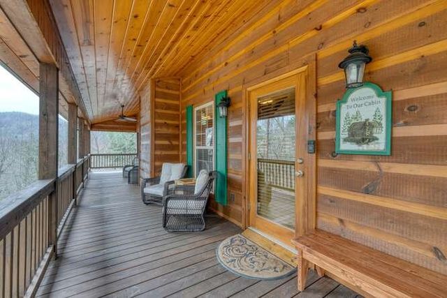 305 Rileigh Ridge Road, Blairsville, GA 30512