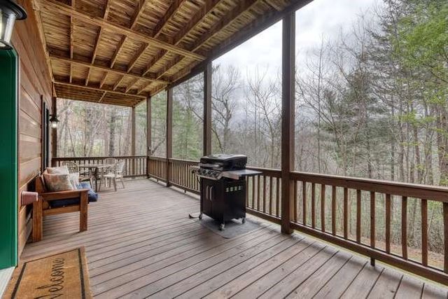 305 Rileigh Ridge Road, Blairsville, GA 30512