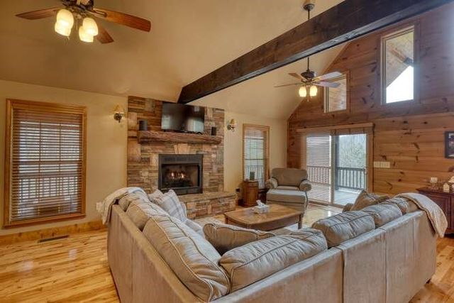 305 Rileigh Ridge Road, Blairsville, GA 30512