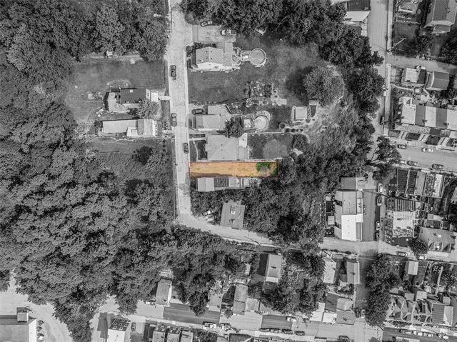 520 Kendall St, Lawrenceville, PA 15201