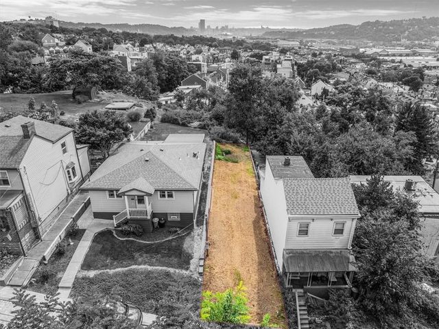 520 Kendall St, Lawrenceville, PA 15201