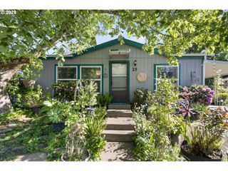 2350 N TERRY St 25, Eugene, OR 97402