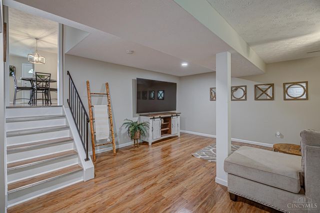 3721 Ellis Way, Middletown, OH 45044